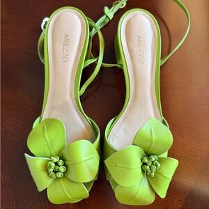 Arezzo Green Leather Sandal